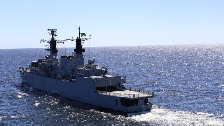 Seguranças pública - geral - marinha - embarcação - embarcações - navio - trabalhador embarcado