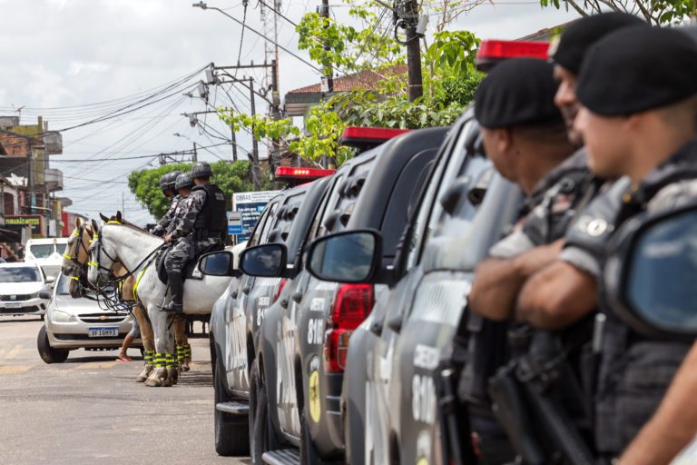 Segurança pública -policiais - polícia militar - agentes de polícia