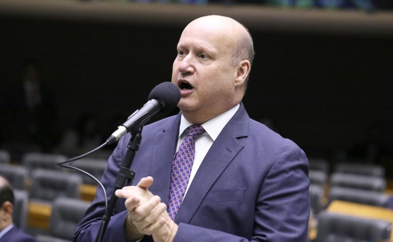 Discussão e votação de propostas legislativas. Dep. Célio Silveira (MDB - GO)