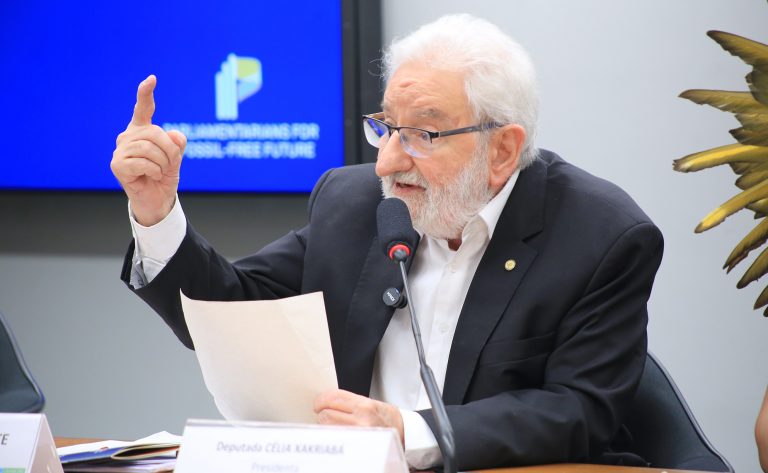 Audiência Pública - Protegendo o coração do nosso planeta, o roteiro dos e das parlamentares para uma Amazônia livre de combustíveis fósseis e o papel das mulheres para um futuro com justiça climática. Dep. Ivan Valente (PSOL - SP)