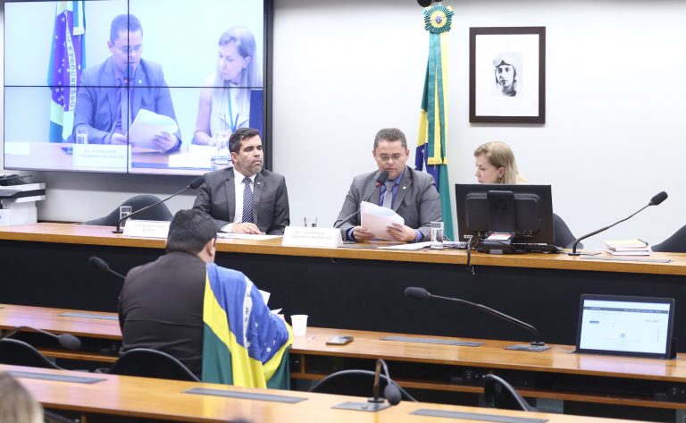 Oitivas de Testemunhas e de Representados. Dep. Ricardo Ayres (REPUBLICANOS - TO). Dep. Albuquerque (REPUBLICANOS - RR)