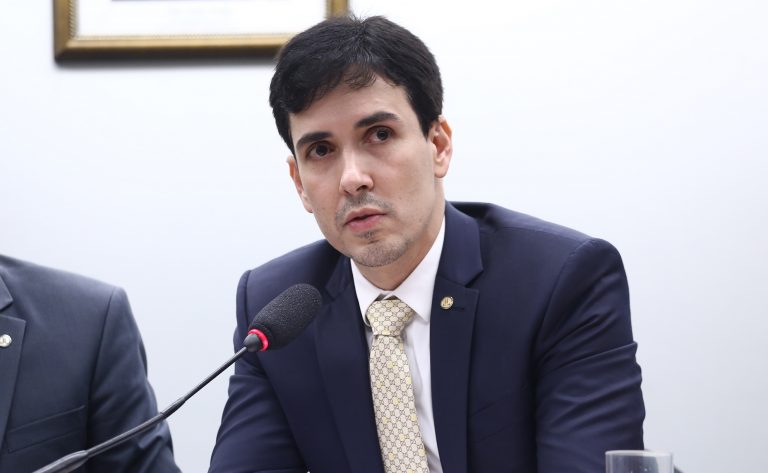 Discussão e votação do parecer do relator. Dep. Euclydes Pettersen (REPUBLICANOS - MG).