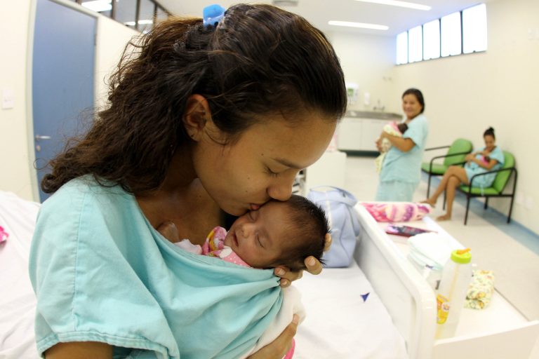 Saúde - geral - maternidade recém-nascidos atendimento hospitalar pré-natal