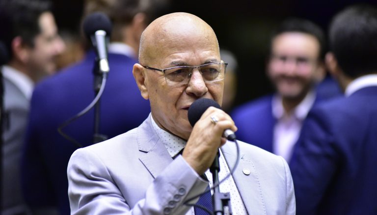 Discussão e votação de propostas. Dep. Professor Alcides(PL - GO)