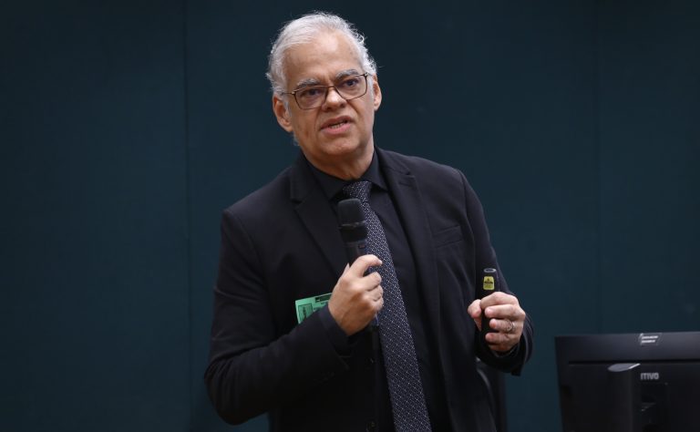 Seminário - Dezembro Laranja: Câncer de pele no Brasil, um desafio de saúde pública. Direto de Comunicação - Sociedade Brasileira de Dermatologia, Sérgio Luiz Lira Palma