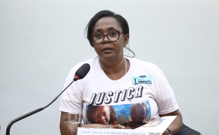 Audiência Pública - Violência letal contra crianças e adolescentes no Brasil. Familiar de Víitima de Violência, Lídia da Silva Moreira Santos.