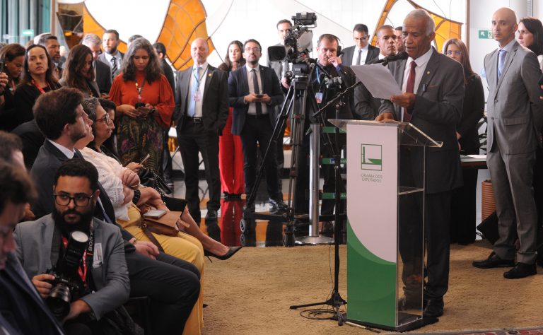 Prêmio Governador Eduardo Campos de Excelência em Gestão Pública. Dep. Pastor Sargento Isidório (AVANTE-BA)