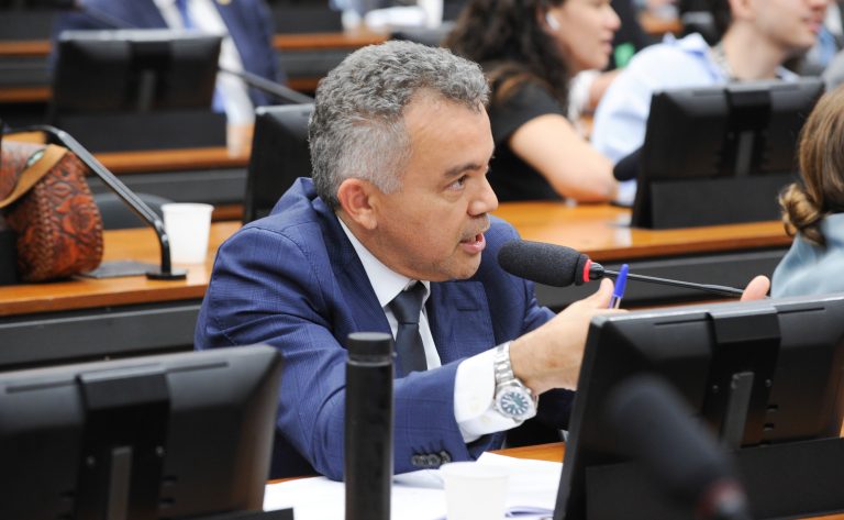 Discussão e votação de propostas legislativas. Dep. Cleber Verde (MDB-MA)