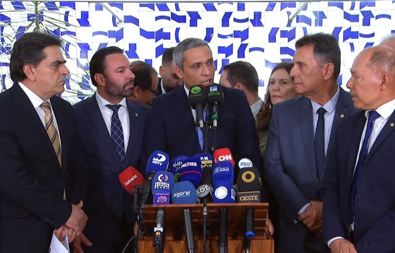 Entrevista de lideranças da Oposição