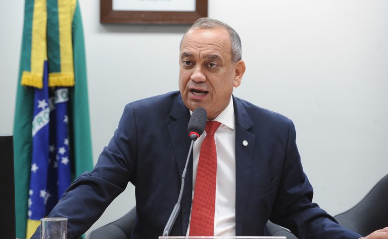 Audiência Pública - Patrocínio das Empresas Públicas e de Economias Mistas no esporte. Dep. Max Lemos (PDT-RJ)