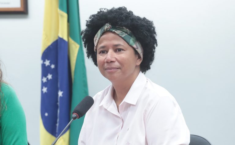 Audiência Pública - Política Nacional de Prevenção e Controle do Câncer. Dep. Silvia Cristina (PP - RO)