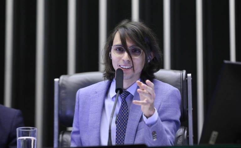 Homenagem ao Dia Mundial de Conscientização do Autismo. Dep. Amom Mandel (CIDADANIA-AM)