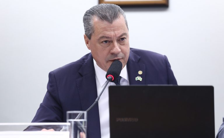 Audiência Pública - Regulamentação dos trabalhadores por aplicativo. Dep. Daniel Agrobom (PL - GO)