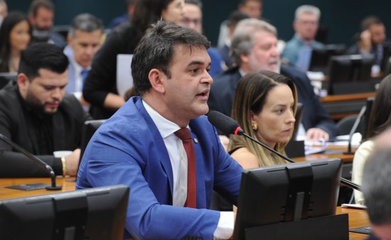 Discussão e votação de propostas legislativas. Dep. Rubens Pereira Júnior (PT-MA)