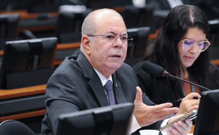 Deputado Hildo Rocha (MDB-MA) na Comissão de Constituição e Justiça e de Cidadania da Câmara dos Deputados