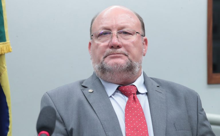 Audiência Pública - Alimentação inclusiva e políticas públicas de incentivo à produção de alimentos alternativos para pessoas com restrições alimentares. Dep. João Daniel (PT - SE)