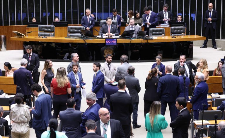Plenário da Câmara durante a sessão do congresso