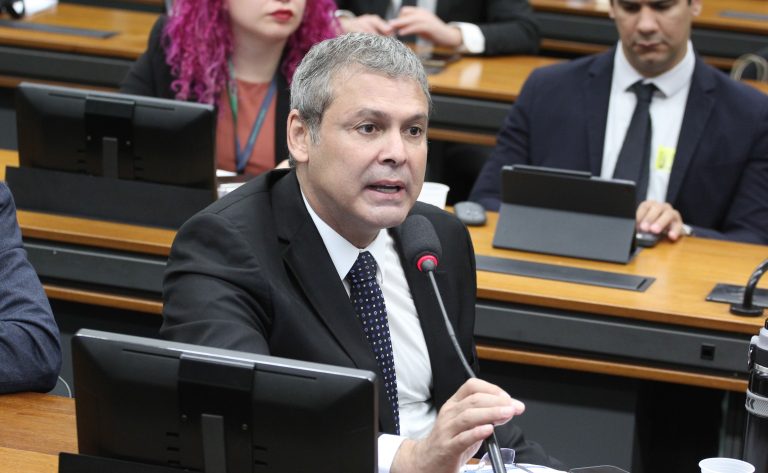 Audiência Pública – Situação da BR-393 no trecho entre Jamapará (Sapucaia/RJ) e Volta Redonda/RJ. Dep. Lindbergh Farias (PT-RJ)