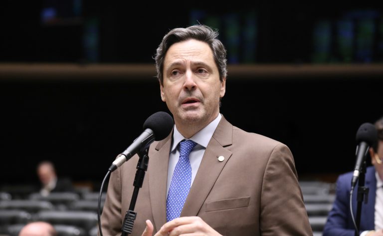 Discussão e votação de propostas legislativas. Dep. Luiz Philippe de Orleans e Bragança (PL-SP)
