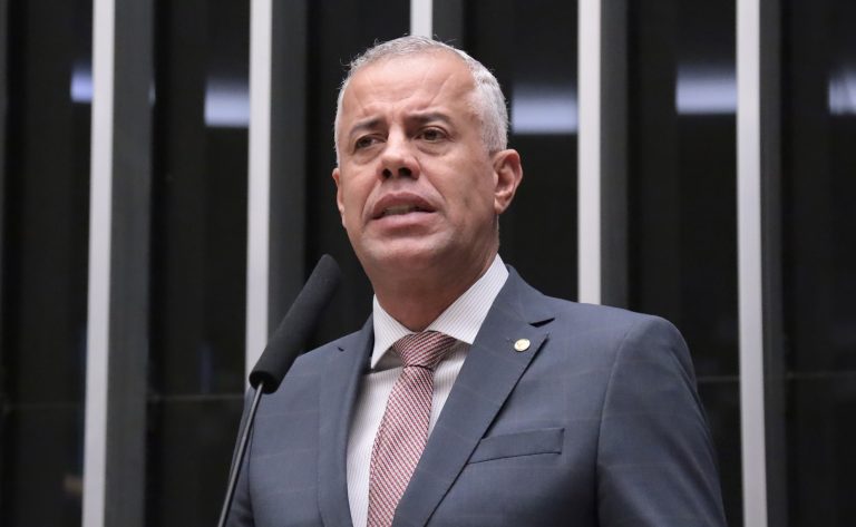 Discussão e votação de propostas legislativas. Dep. Evair Vieira de Melo (REPUBLICANOS - ES)