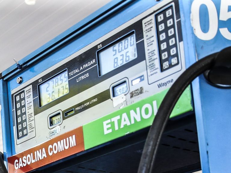 bomba de posto de gasolina