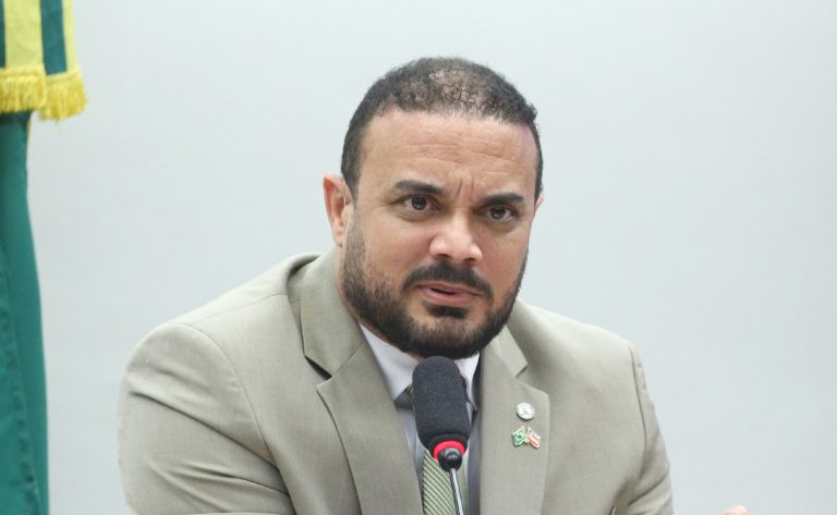 Audiência Pública - PL nº 2.511/23, Salário dos condutores de ambulância. Dep. Capitão Alden (PL - BA)