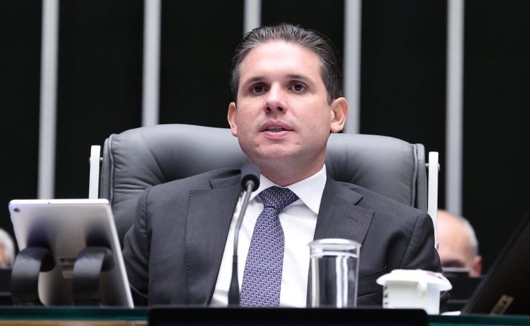 Discussão e votação de propostas legislativas. Presidente da Câmara dos Deputados, Hugo Motta (REPUBLICANOS - PB)