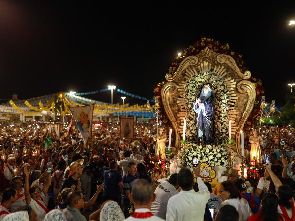 Multidão se despede da romaria de Juazeiro do Norte