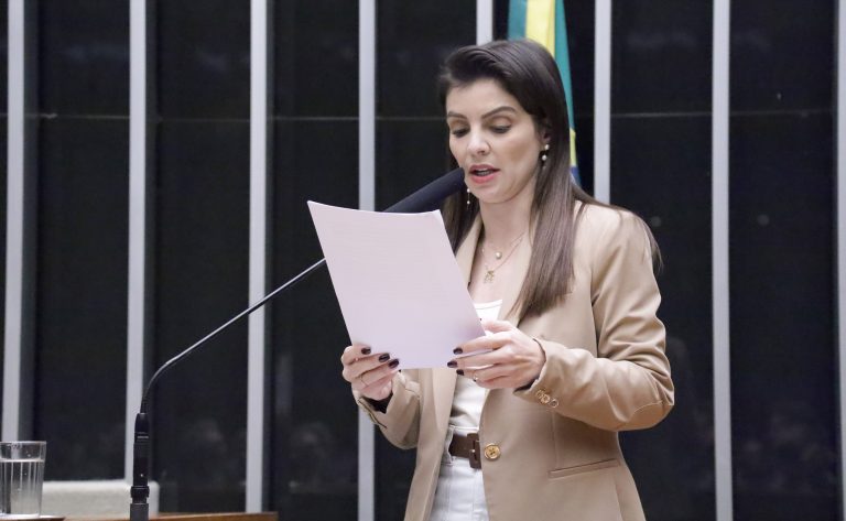 Discussão e votação de propostas legislativas. Dep. Marussa Boldrin (REPUBLICANOS - GO)