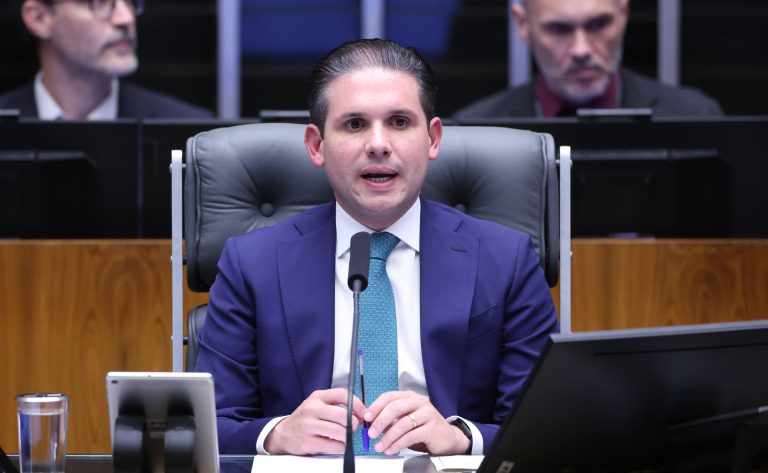 Discussão e votação de propostas legislativas. Presidente da Câmara dos Deputados, Hugo Motta (REPUBLICANOS - PB)