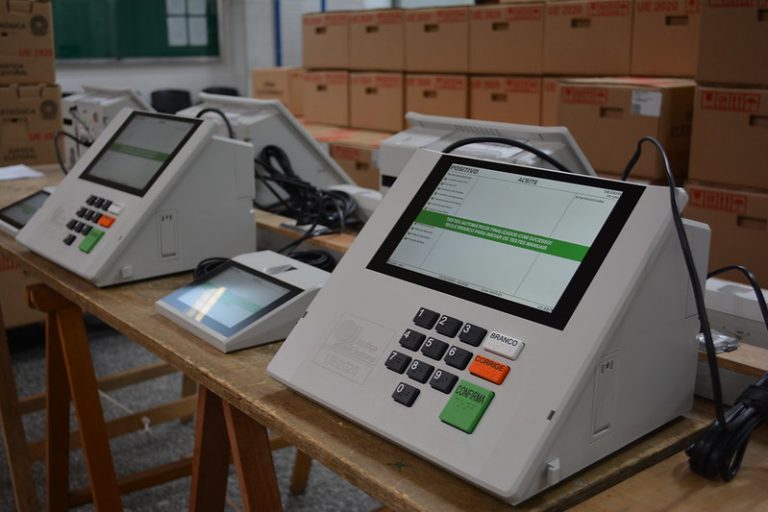 Eleições - eleição - urna eletrônica - votação
