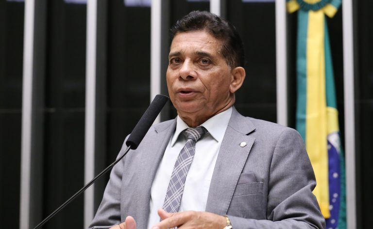 Discussão e votação de propostas legislativas. Dep. Roberto Monteiro Pai (PL - RJ)
