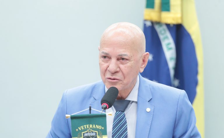Homenagem da AVEGO aos profissionais do Sistema de Segurança Pública. Dep. Professor Alcides (PSDB - GO)