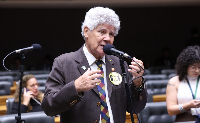 Discussão e votação de propostas legislativas. Dep. Chico Alencar (PSOL - RJ)