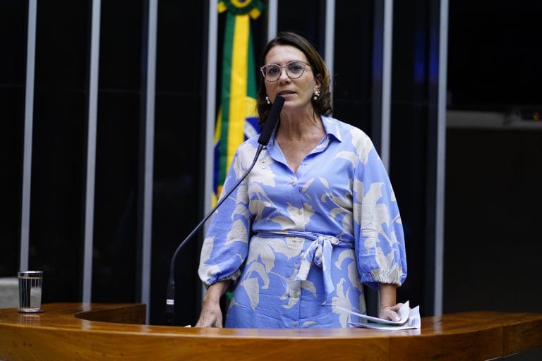 Sessão para a votação de propostas legislativas. Dep. Rosana Valle(PL - SP)