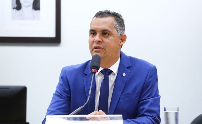 Audiência Pública - Debate com os Coordenadores Estaduais das Defesas Civis, sobre as medidas de prevenção de desastres e calamidades públicas e auxílio às vítimas. Dep. Gilson Daniel (PODE - ES)