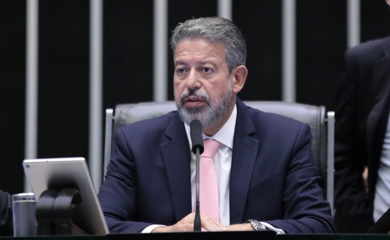 Discussão e votação de propostas. Presidente da Câmara dos Deputados, Arthur Lira