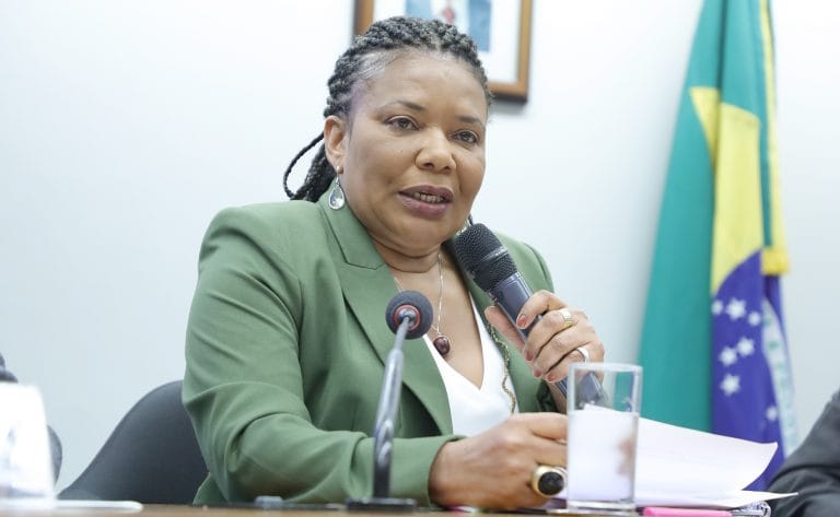 Propostas Aprovadas na 4ª CNC e planos para 2024. Ministra da Cultura, Margareth Menezes.