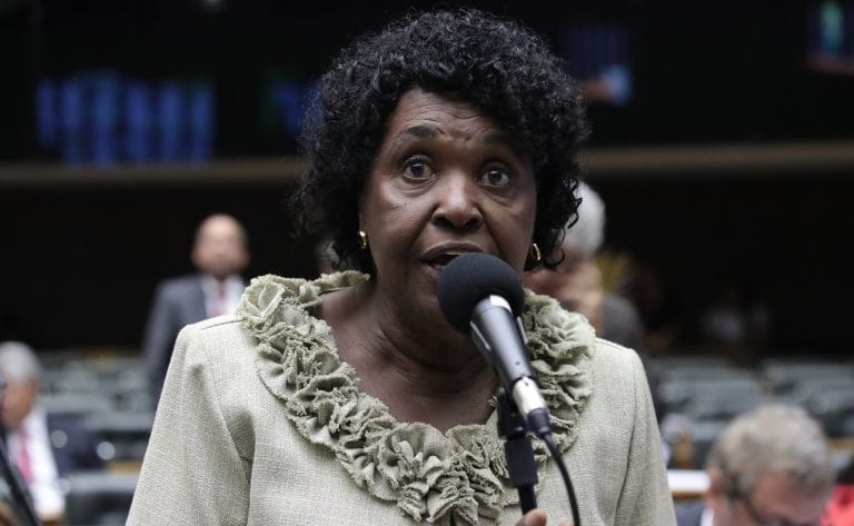 Discussão e votação de propostas. Dep. Benedita da Silva (PT-RJ)