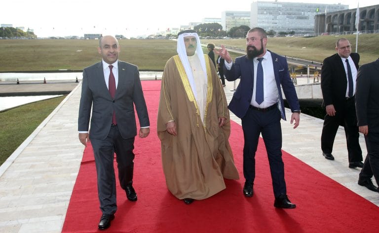 Visita Oficial do Presidente do Conselho de Representantes do Reino do Bahrein. Presidente do Conselho de Representantes do Reino do Bahrein, Ahmed Bin Salman Al Musalam; Dep. Delegado Paulo Bilynskyj(PL - SP); Tradutor, Sr. Saleh Haidar Hassan