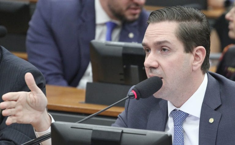 Reunião de comparecimento de ministro. Dep. Eduardo Bismarck (PDT - CE)