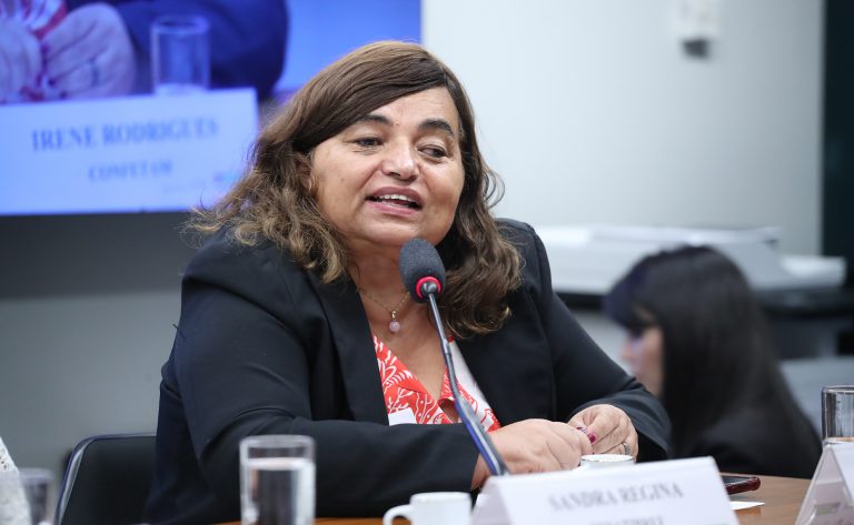 Audiência Pública - Piso salarial dos trabalhadores do Sistema Único de Assistência Social (SUAS). Secretária de Políticas Públicas e Sociais - Confederação dos Trabalhadores no Serviço Público Municipal (Confetam), Irene Rodrigues Da Silva