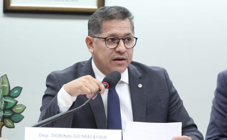 Audiência Pública - A Segurança Hídrica do Brasil está em risco: alternativas urgentes para adaptação à crise climática. Dep. Dorinaldo Malafaia (PDT-AP)