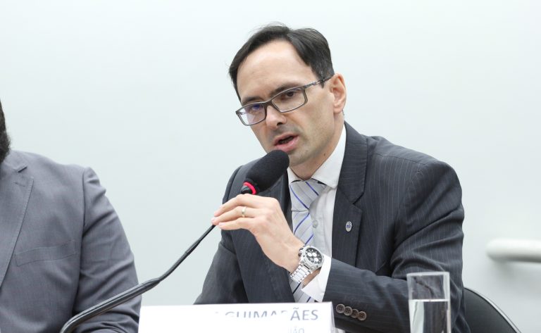 Audiência Pública - Medicamentos para o câncer no SUS. Auditor chefe adjunto - Tribunal de Contas da União, Vinícius Augusto Guimarães