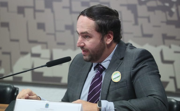 Audiência Pública - Sustentabilidade da Comunicação Social. Presidente da Associação Nacional de Editores de Revistas (ANER), Rafael Menin Soriano