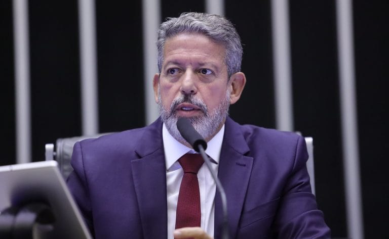 Discussão e votação de propostas. Presidente da Câmara dos Deputados, Arthur Lira