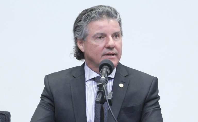 PLP 57/22 – Valorização das Emendas Parlamentares para as Santas Casas e Garantias orçamentárias visando atender a regulamentação da lei 14.820/24. Participante, Mirócles Veras.