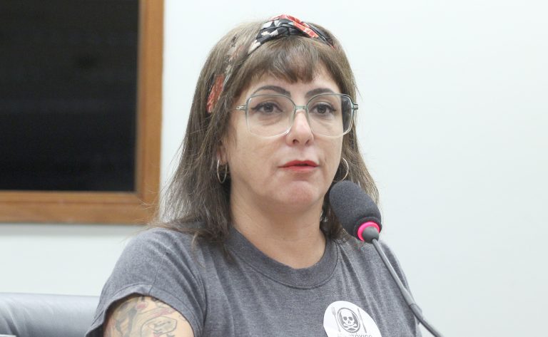 Audiência Pública - Impactos de agrotóxicos em terras indígenas. Representante - Fundação Oswaldo Cruz (Fiocruz), Fernanda Savicki