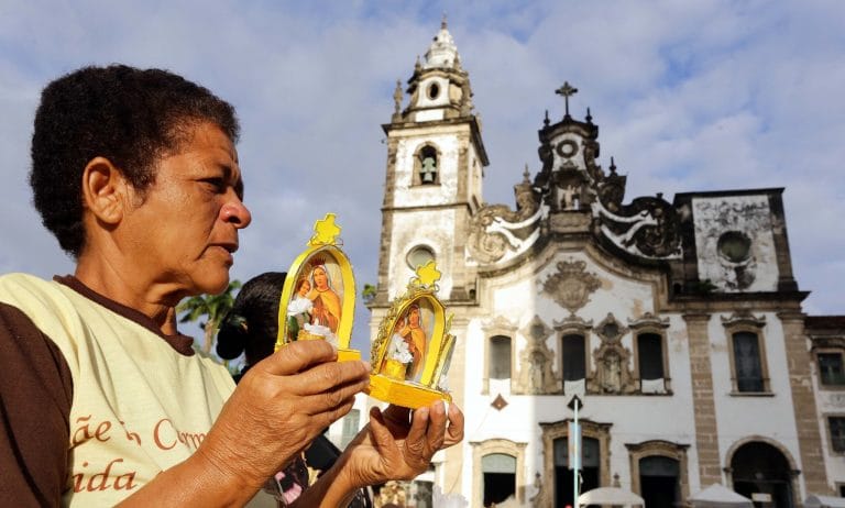 Religião - Igrejas - fé fiéis imagens santos devoção catolicismo Católica cristianismo