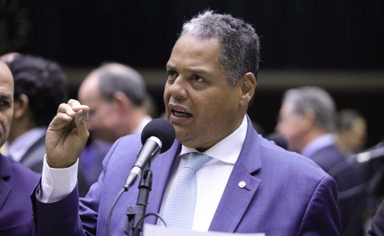 Discussão e votação de propostas. Dep. Antonio Brito (PSD - BA)